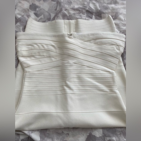 Women’s Medium Strapless White Dress - Picture 8 of 8